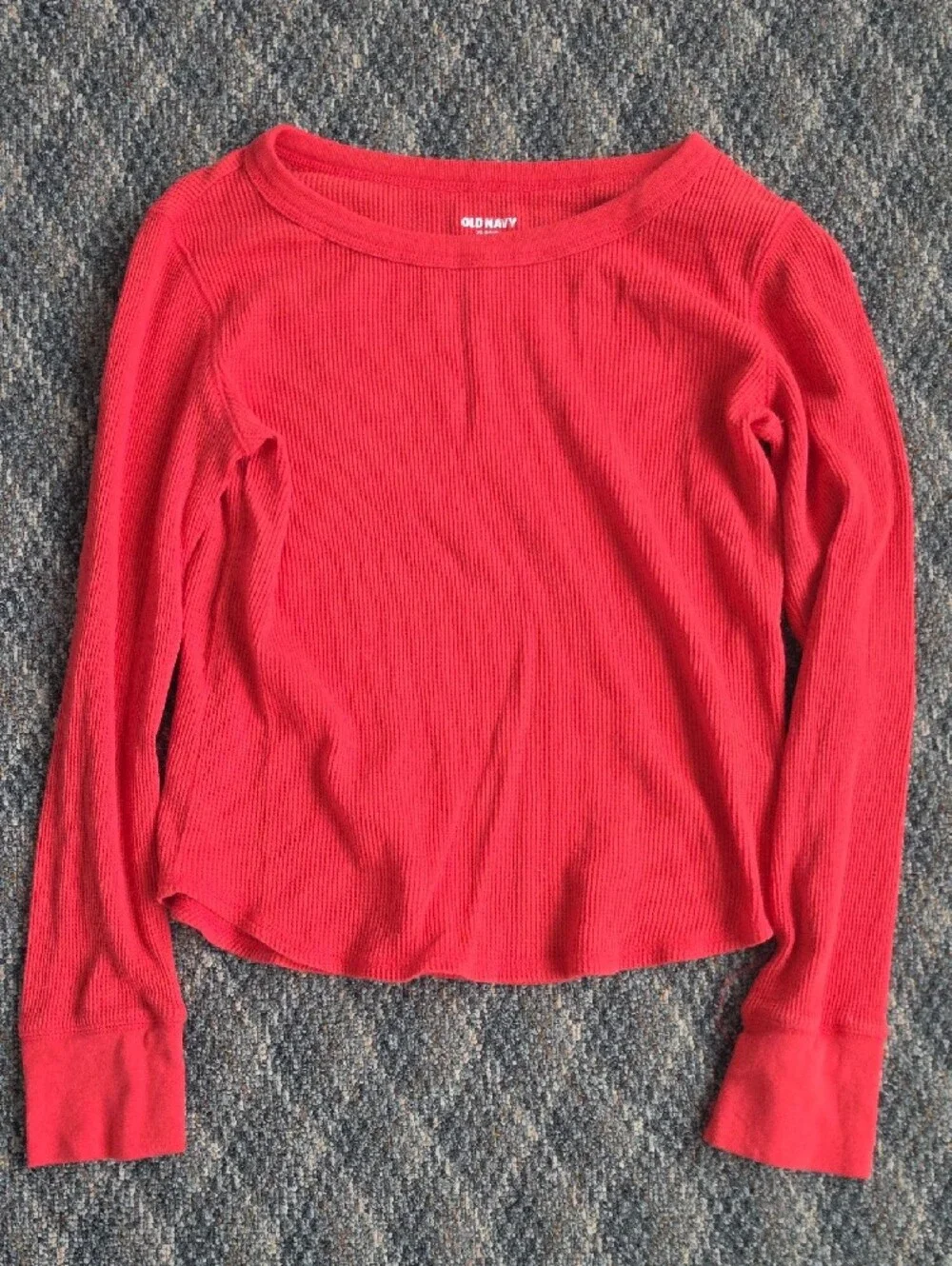 2 Old Navy Kids Long-Sleeve Tops Plus Free Shirt